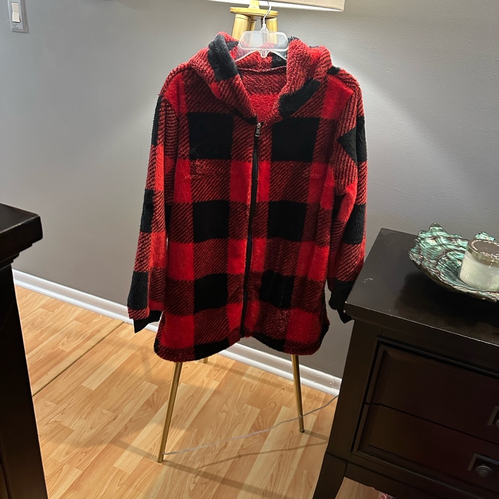 Plaid Red and Black Women's Puffer Jacket
